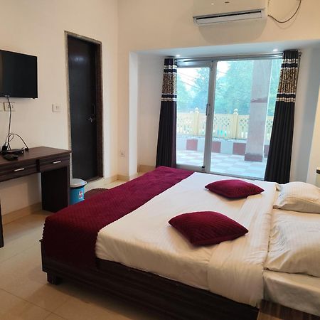 Central Hotel Khajurāho Esterno foto