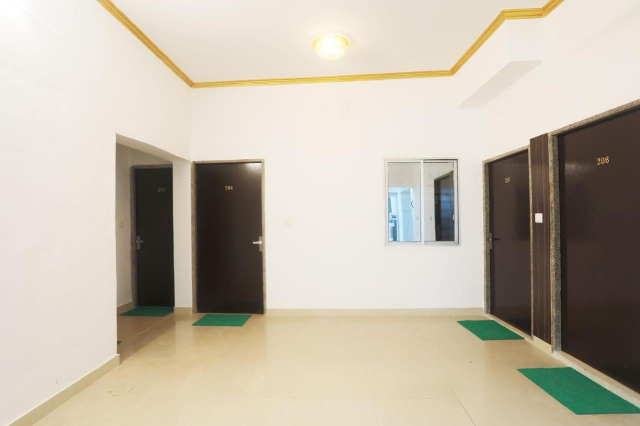 Central Hotel Khajurāho Esterno foto