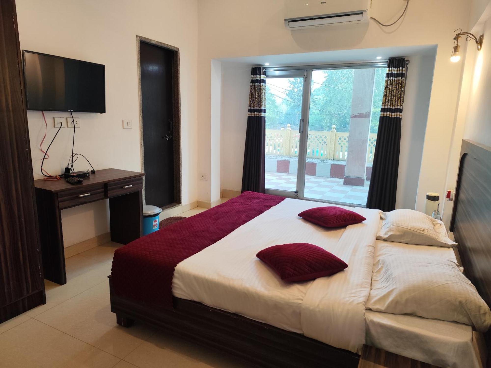 Central Hotel Khajurāho Esterno foto